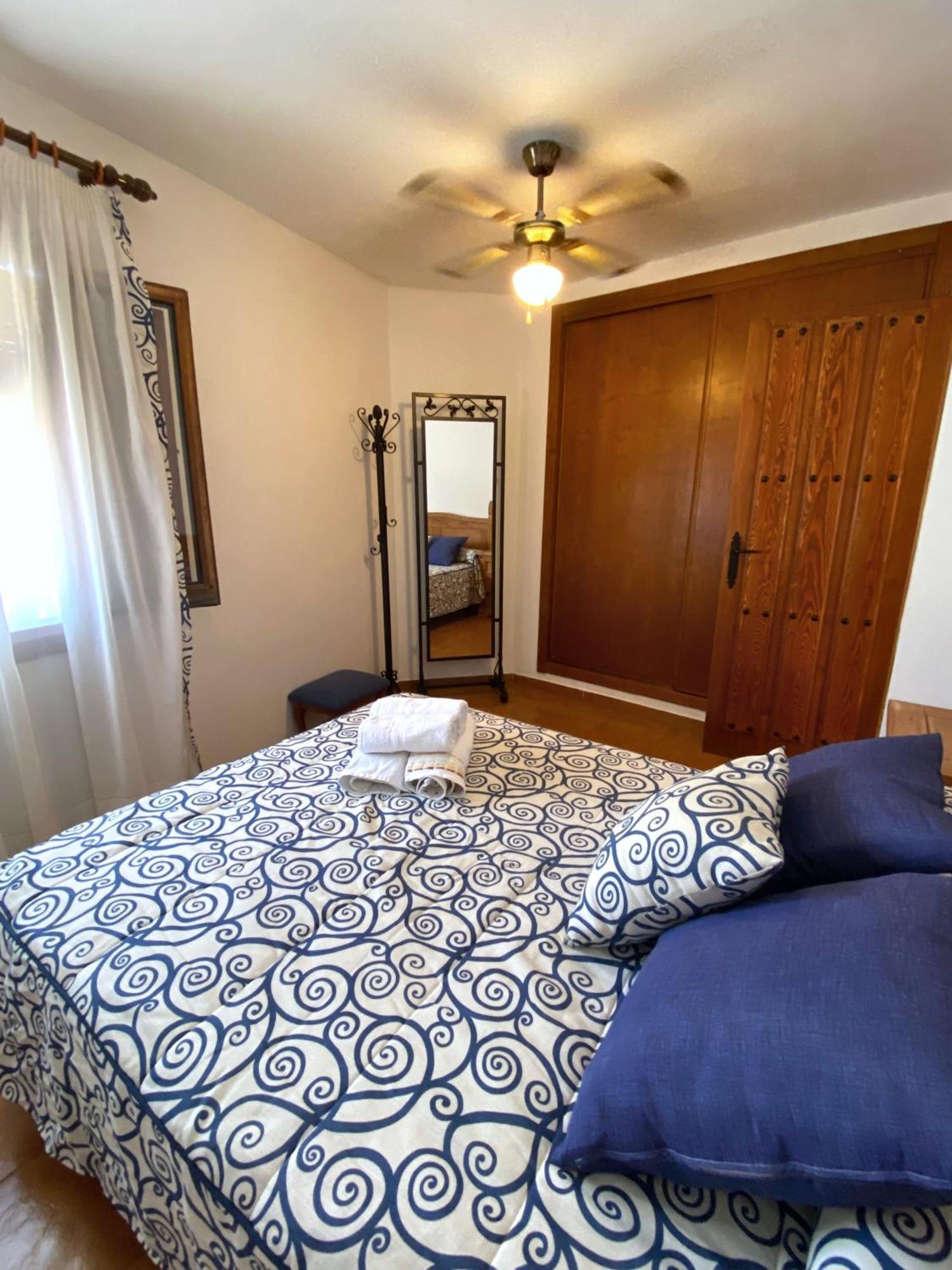 Apartamento Fray Eloy De 1 Habitacion Guadalupe  Quarto foto